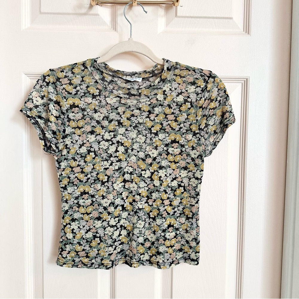 Floral mesh knit works top